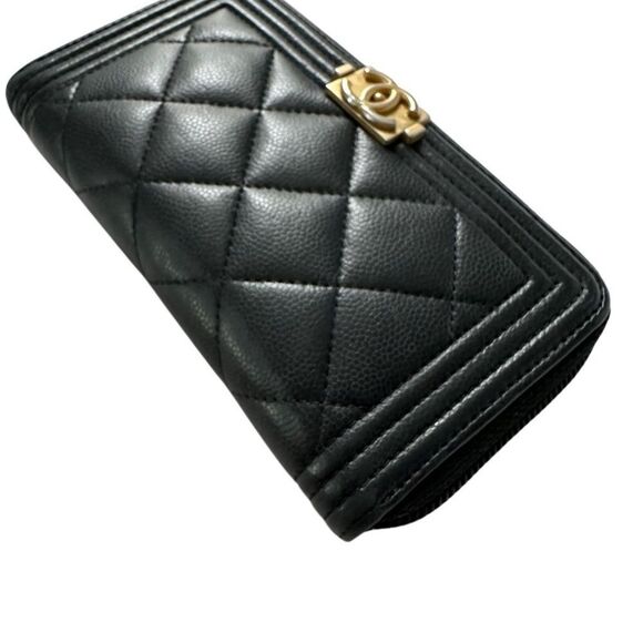 Chanel Black Quilted Wallet Gold Hardware - Picture 3 of 8